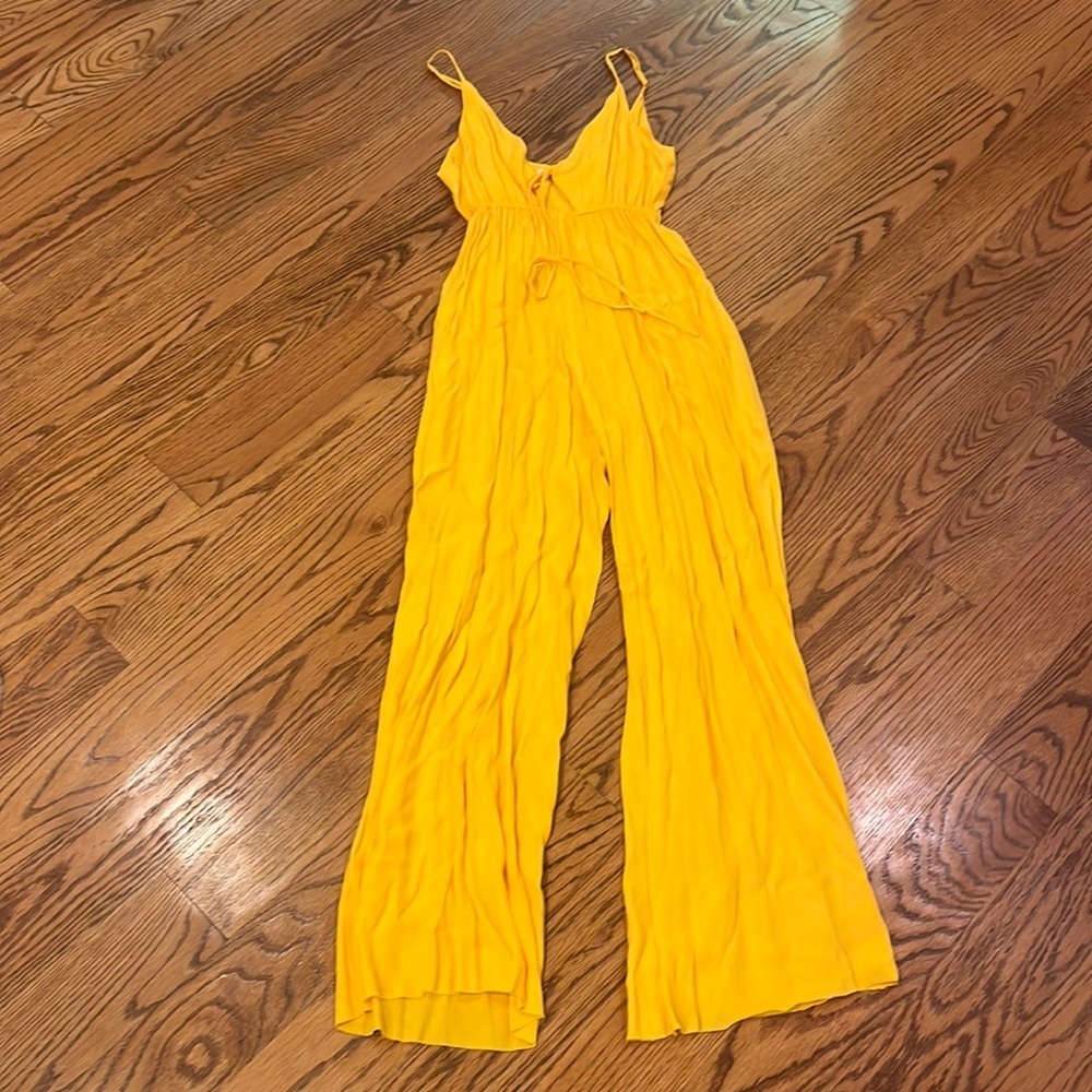 Aila Blue Woman’s Yellow Jumpsuit Size XS